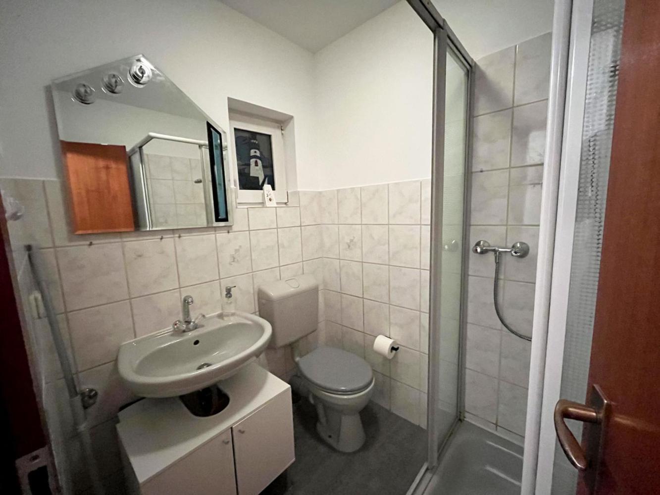 Cozy Apartment In Oberhausen Exterior photo